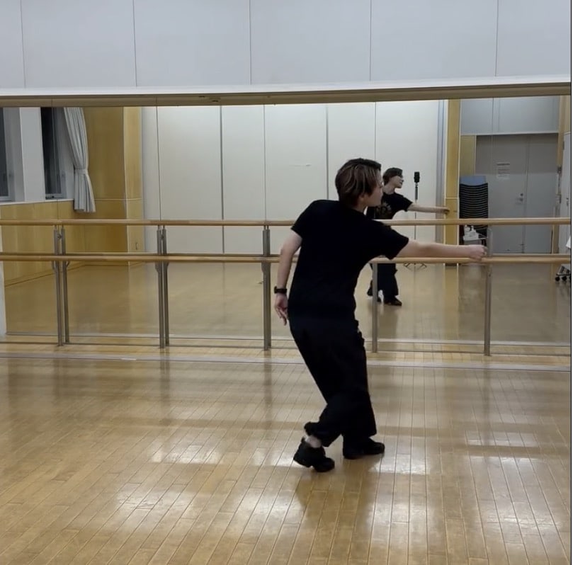 南千里ダンス教室　ソラキダンススタジオ　宝塚歌劇団　自主練習